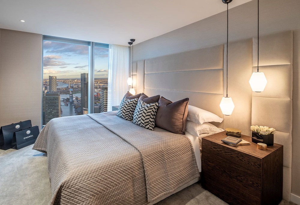 Bedroom view of Landmark Pinnacle Image 2