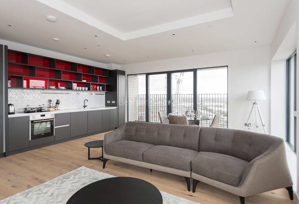 Reception view of London City Island Image 1