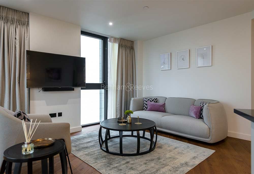 Reception view of London Dock Image 1