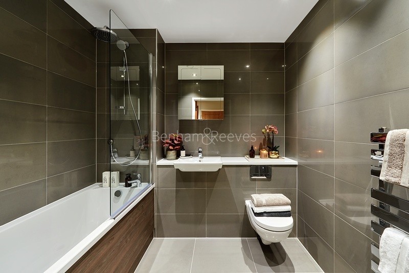 Bathroom view of Mode Image 1