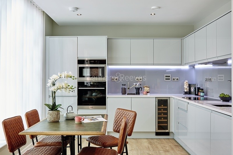 Kitchen view of Mode Image 1