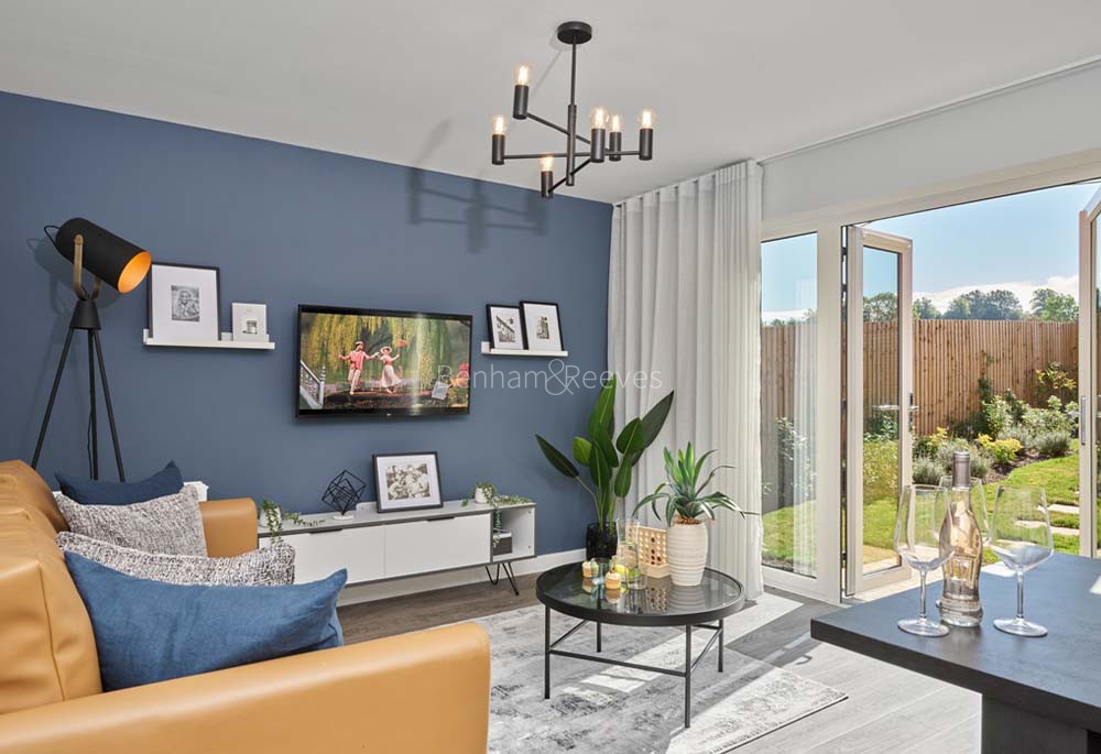 Reception view of Morton Park Image 3