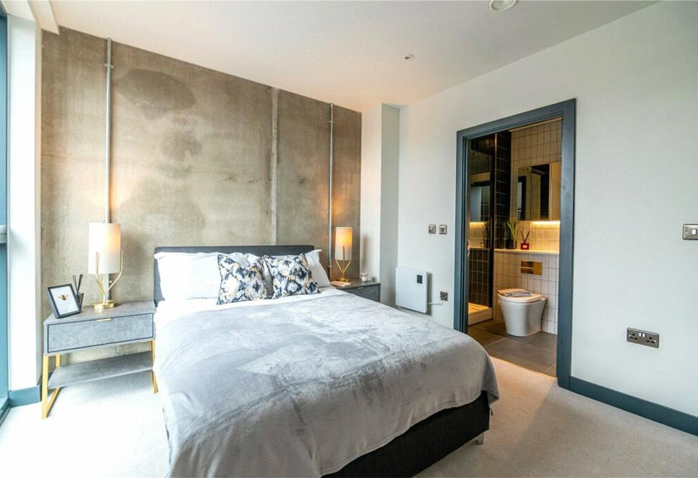 Bedroom view of New Cross Central Image 2