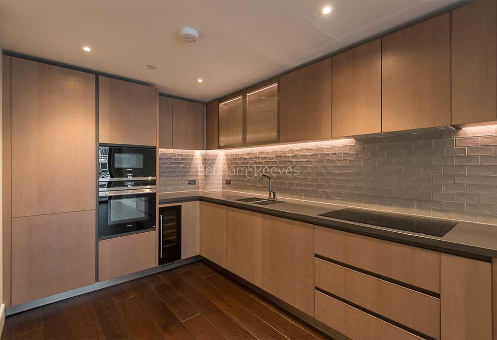 Kitchen view of Prince of Wales Drive Image 1
