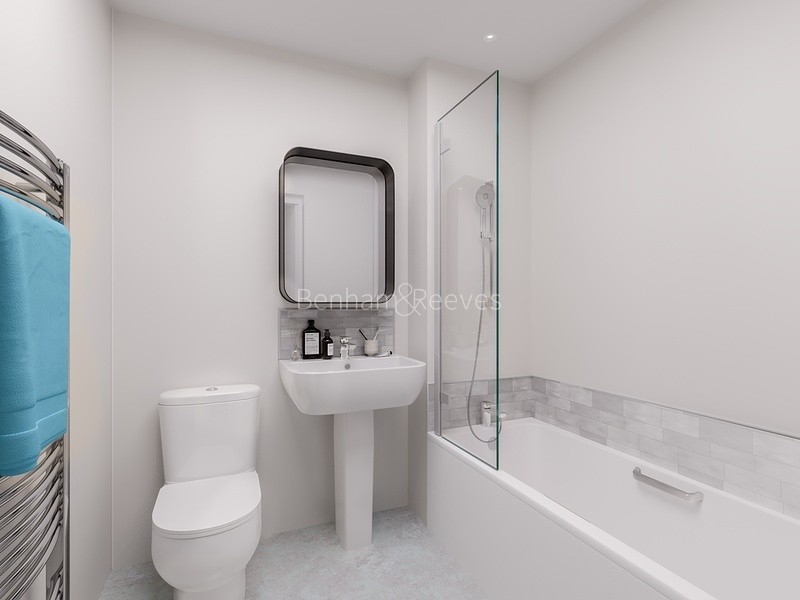 Bathroom view of Queensbury Square Image 1