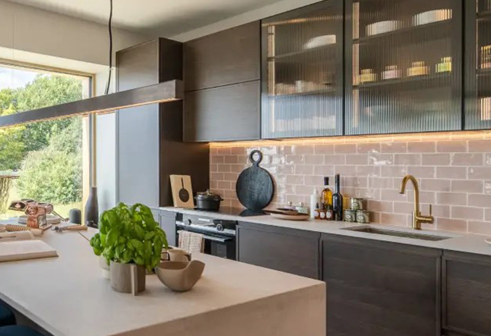 Kitchen view of Riverscape Image 2