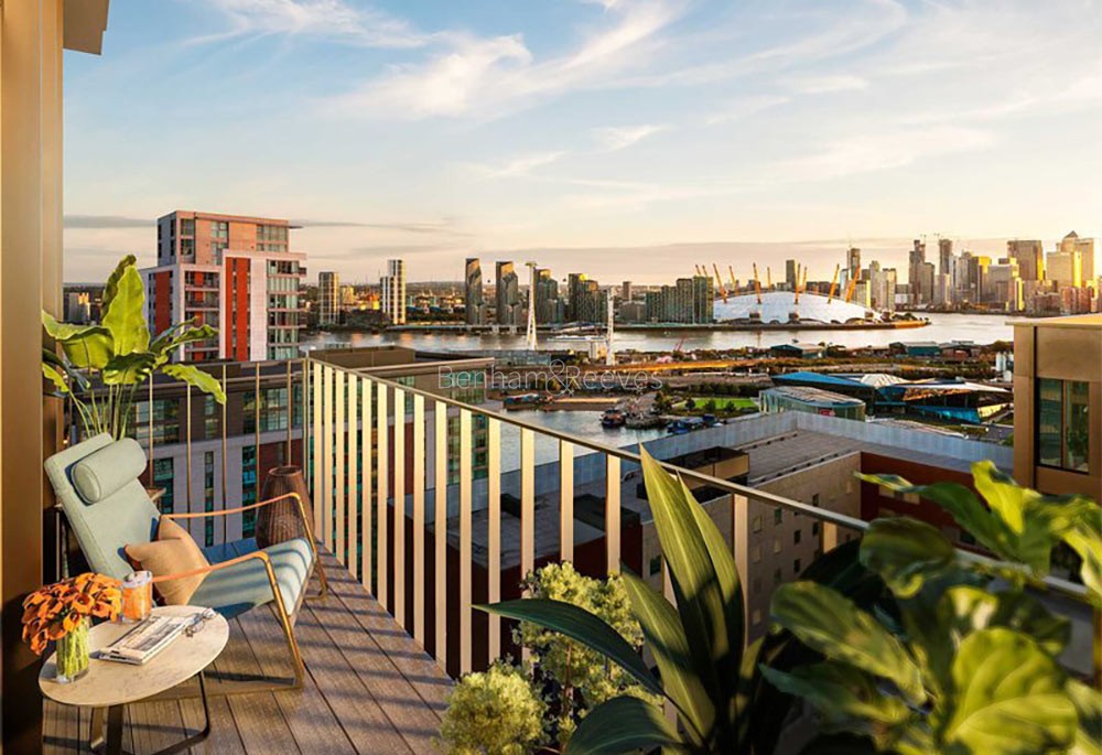 Exterior view of Royal Eden Docks Image 1