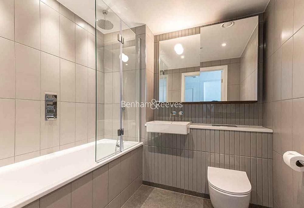 Bathroom view of Signature Place Image 1