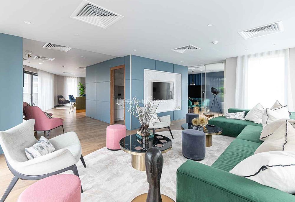 Reception view of Signature Place Image 1
