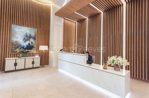 South Quay Plaza amenities images 1