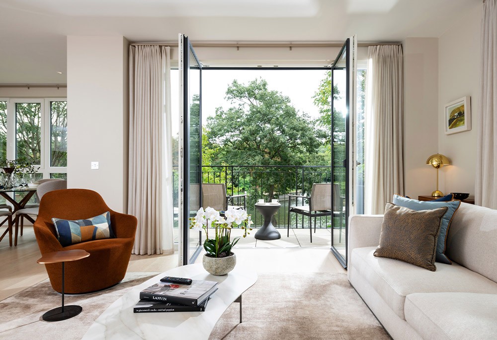 Reception view of Teddington Riverside Image 6